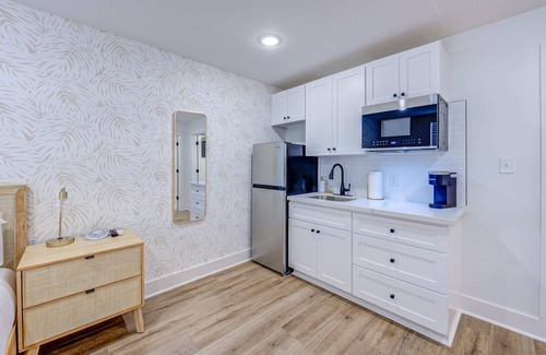 Galveston Apartamento | Tiger Motel Studio Apartment
