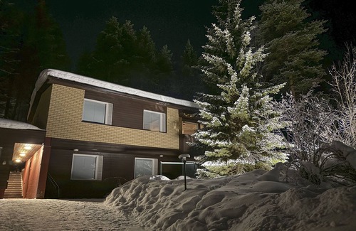Rovaniemi Casa | Tilava Talo Soveltuu Erinomaisesti Isommalle Perheelle tai Ryhmälle