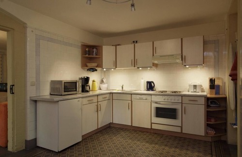 Suedvorstadt Apartamento | Tiles and "Mettlacher Platten"