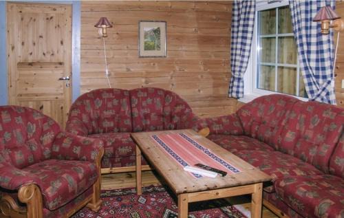 Nesset Casa | timber cabin Eresfjord med båt til leie