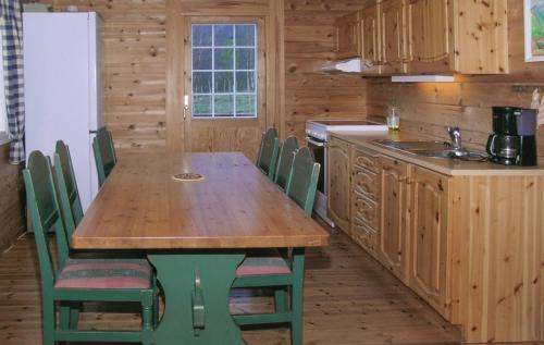 Nesset Casa | timber cabin Eresfjord med båt til leie