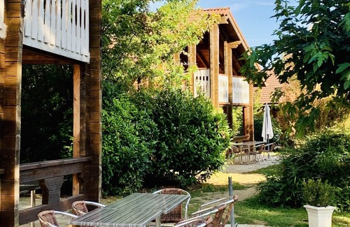 Meilhac Casa | Casa de marco de madera con estanque y piscina, Parque Regional Périgord Lemosín