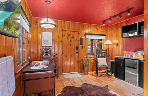 Colorado Springs Cabina | Timber Lodge Cabin #18