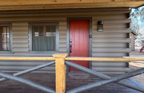 Colorado Springs Cabina | Timber Lodge Cabin #18