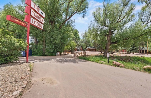 Colorado Springs Cabina | Timber Lodge Cabin 18