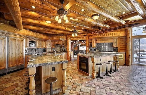 Timber Lakes Cabina | Timber Moose Lodge: Cabaña Mas Grande de USA; piscina interior grande, duerme 58