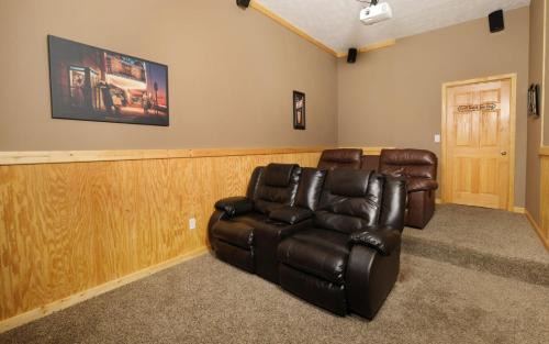 Gatlinburg - Pigeon Forge Villa | Timber Toy