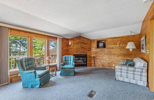 Park Rapids Casa | Timberlane Resort Cabin #11 | 2 Bed, 2 Bath