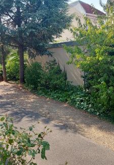 Rueil-Malmaison Apartamento | Time of travel