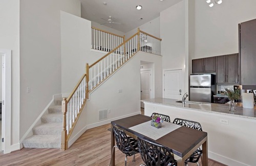 Eisenhower East Apartamento | Time to Relax/Cozy Old Town LOFT