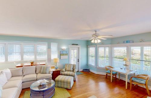 Flora's Bluff Casa | Time To Unwynd
