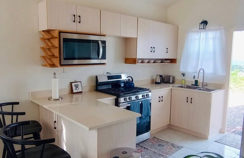 Discovery Bay Casa | Timeless 2BD&2BTH Gated Community @ Discovery Bay