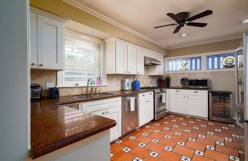 Del Mar Casa | Timeless Beach Beauty *️Huge Entire House 4/2 * Beach Attractions!