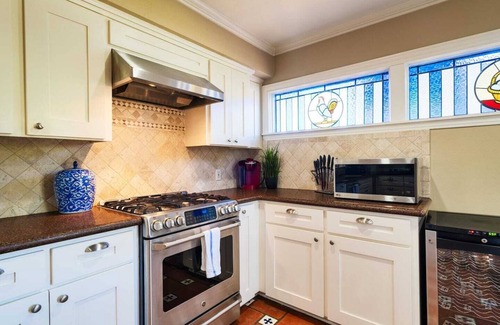 Del Mar Casa | Timeless Beach Beauty *️Huge Entire House 4/2 * Beach Attractions!