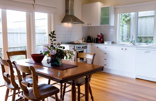 Point Lonsdale Casa | Lonsdale Palms para grupos o familia extendida