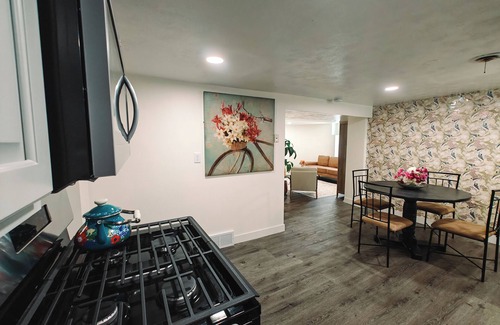 Rapid City Casa | Timeless Charm Meets Grand Living - 6Beds, 4.5 Baths Historic Home in Rapid City