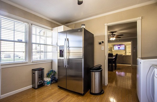 Walnut Valley Casa | Timeless Elegance + Prime Location