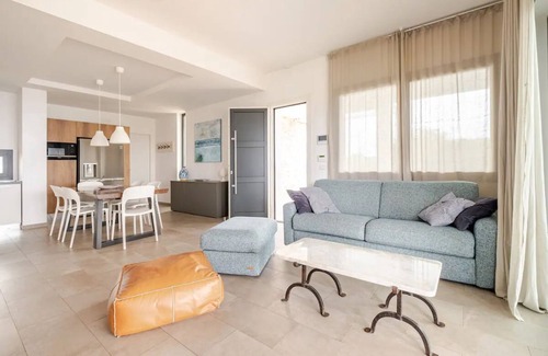 Syracuse Villa | Atemporal: Villa con vista panorámica en el corazón de Plemmirio.