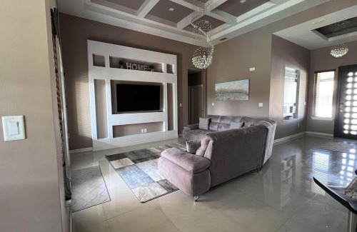 Brownsville Casa | Timeless Memories