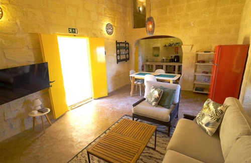 San Lawrenz Casa | Timeless Village Hideaway