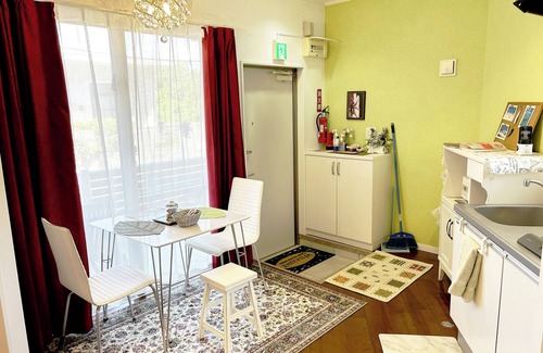 Onna Apartamento | Tin Gala 102 * Onna Beach Elegant Villa Suite