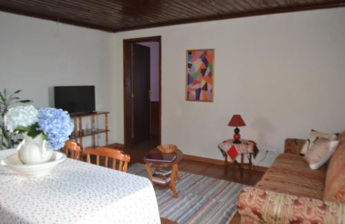 Praia da Vitoria Casa | TINA 3B - Alojamento Local - RRAL 760