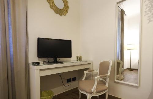 Careggi Rifredi Apartamento | TINA HOUSE FLORENCE