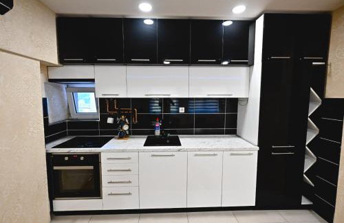 Uzice Apartamento | Tina