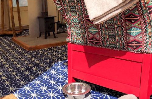 Bethania Otro | Tinker the Bell Tent at Pentref Luxury Camping