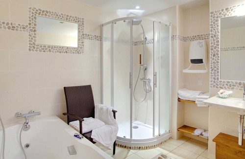Boisset Casa | Tiny and very comfortable traditionnal Cottage for 2-3 people; garden and pool