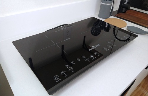 Bridgeford Crossing Apartamento | NEW Tiny Studio with Kitchen. 25 min to theme parks.