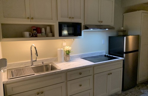 Brownsville Apartamento | Tiny Cozy Studio #1