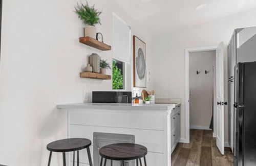Dunsmuir Cabina | Tiny Home - (Beech)