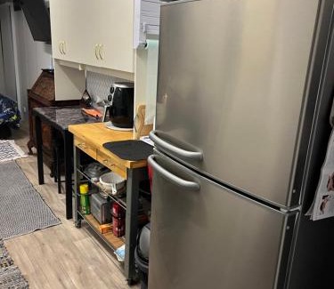 Central Coast Apartamento | TINY HOME - Benny’s Bar