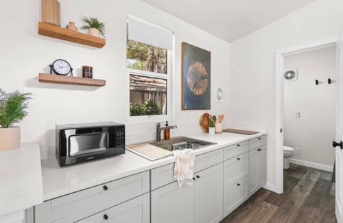 Dunsmuir Cabina | Tiny Home - (Birch)