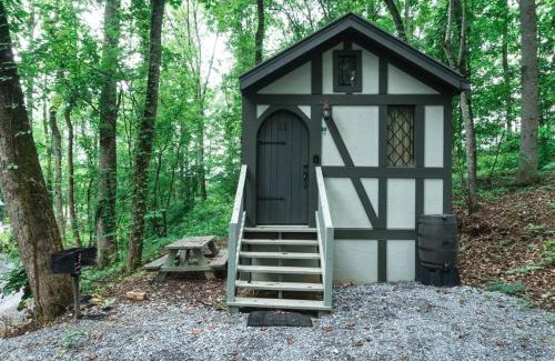 Sevierville Casa | Tiny Home Cottage Near the Smokies #11 Mina