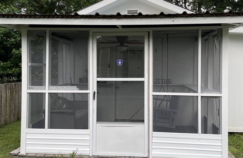 Central Cabaña | Tiny home near Baton Rouge la