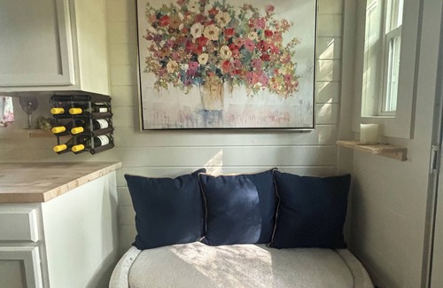 Azle Apartamento | Tiny Home near Lake Weatherford and Dove Ridge Winery