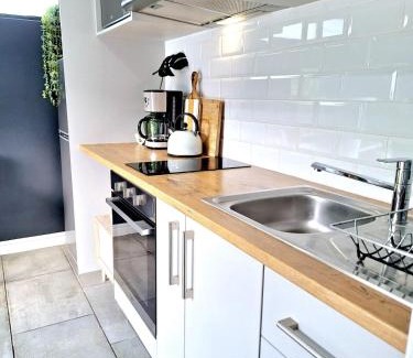 Port Elizabeth Casa | Tiny Home on Broadway