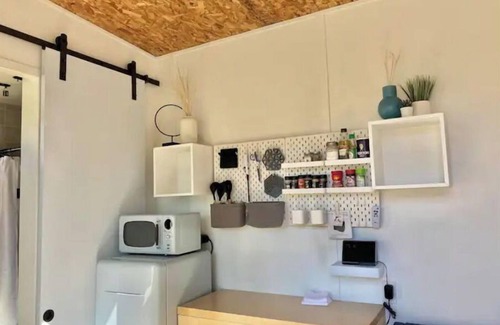Lone Pine Casa | "TINY" HOME w/ expansive views of the Sierras NOW W/ WIFI!