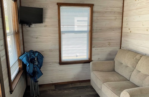 Pearl River Casa | Tiny Homes for Rent, minutes to the Casino, Golf Course & Water Park.