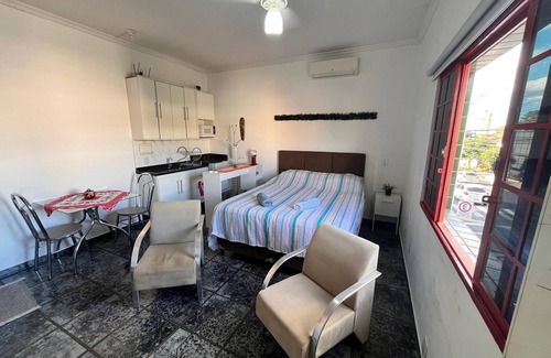 Vila Sao Francisco Apartamento | Tiny house in Altos da Cidade - close to everything