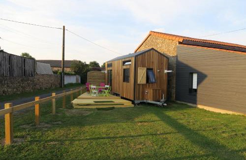 Yzernay Chalet De Esquí | Tiny House à 30 min du Puy du Fou jusqu'à 6 personnes