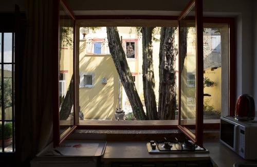 Dun-le-Palestel Casa | Tiny house - 5 mins off the Valley of the painters