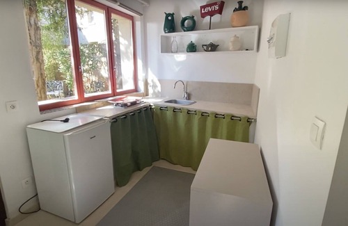 Dun-le-Palestel Casa | Tiny house - 5 mins off the Valley of the painters