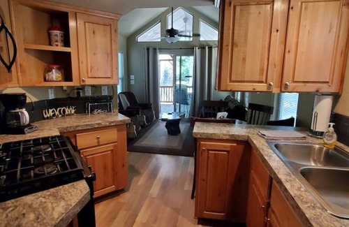Shingletown Casa | Tiny House at Bigfoot Lodging Lassen