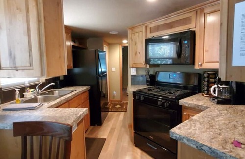 Shingletown Casa | Tiny House at Bigfoot Lodging Lassen