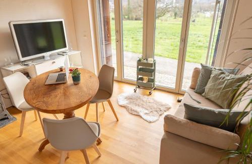 Brugg Casa | Tiny House Chez Claudine - Relaxen, Workspace, Nähe Thermen, Netflix, free Parking & Wifi