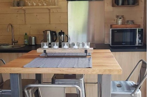 Grendelbruch Apartamento | Tiny-house cottage style