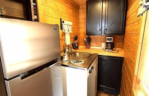 Gatlinburg - Pigeon Forge Cabaña | Tiny house experience! Re-discover Life, Love, Self and Peace